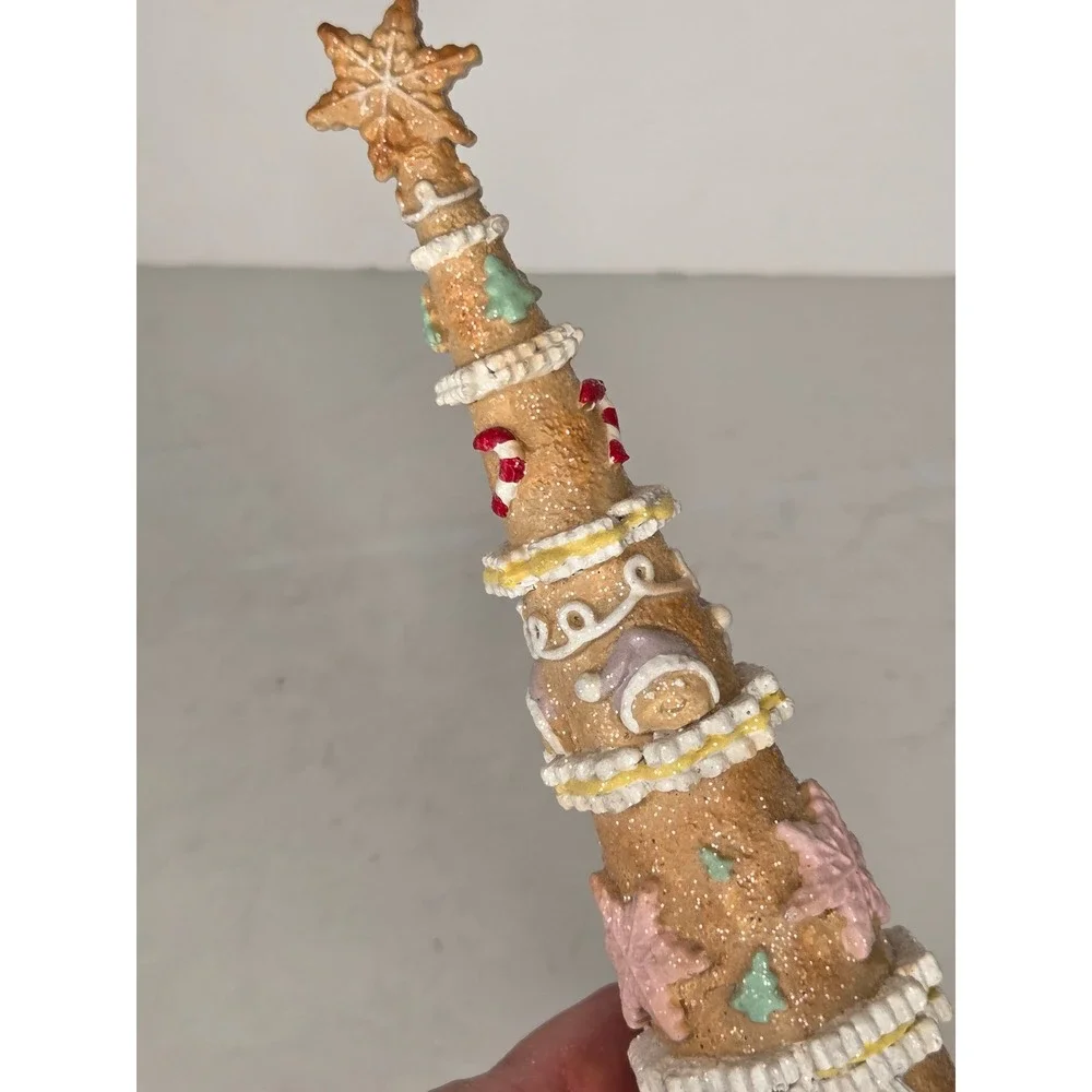 Pastel Pink Sugar Coated Christmas Candyland Sweet Treats Gingerbread‎ Tree